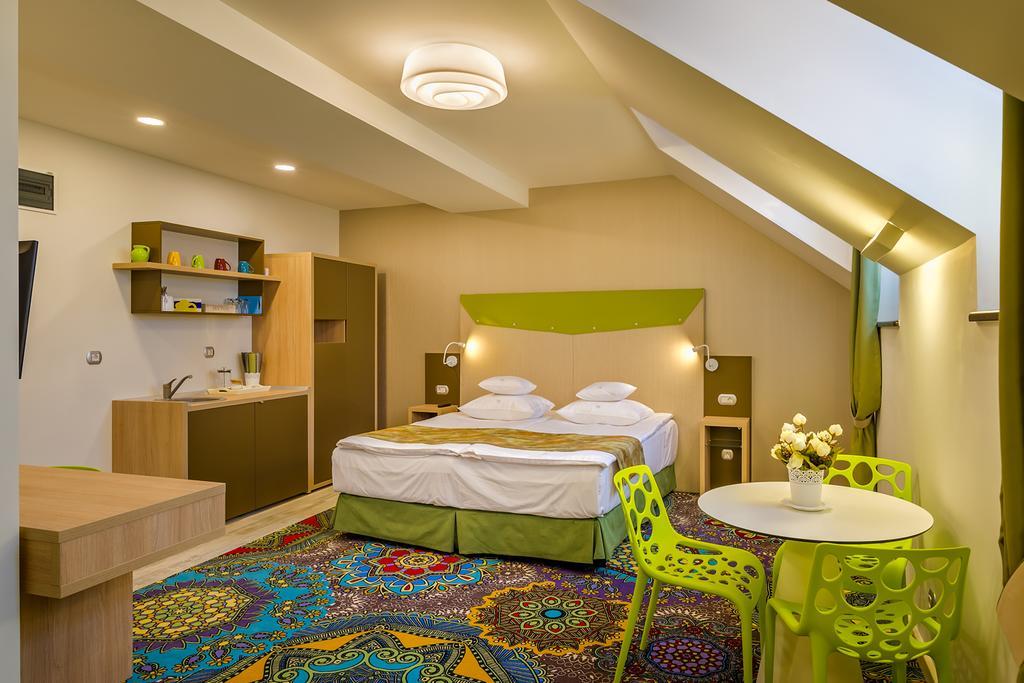 Blumenhaus Sibiu Aparthotel Luaran gambar