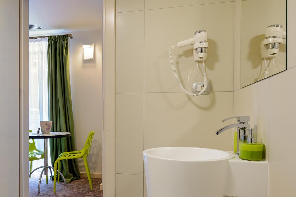 Blumenhaus Sibiu Aparthotel Luaran gambar